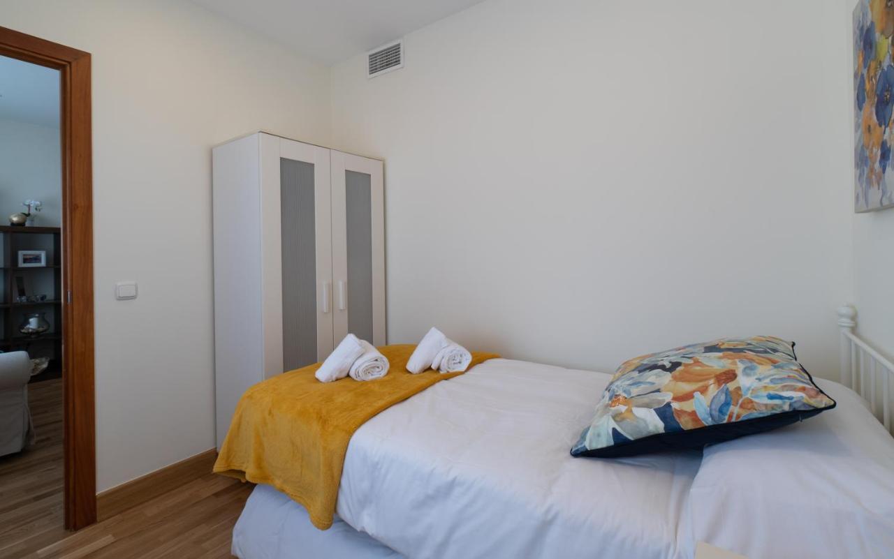 Malaga Centro Maria Zambrano Daire Dış mekan fotoğraf