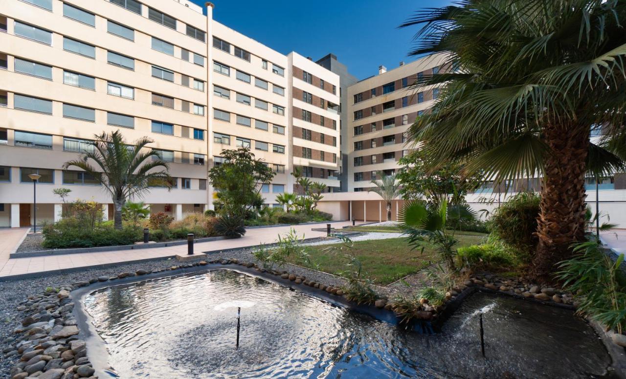 Malaga Centro Maria Zambrano Daire Dış mekan fotoğraf
