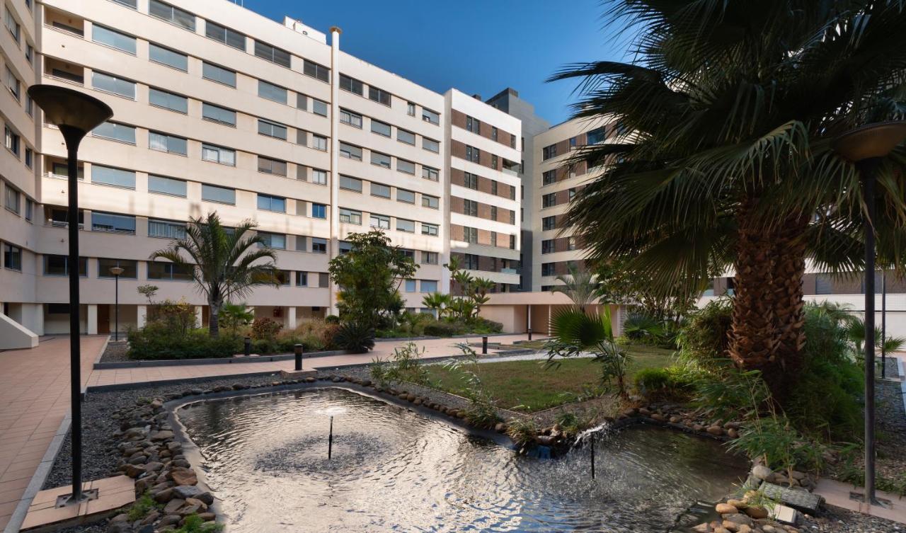Malaga Centro Maria Zambrano Daire Dış mekan fotoğraf